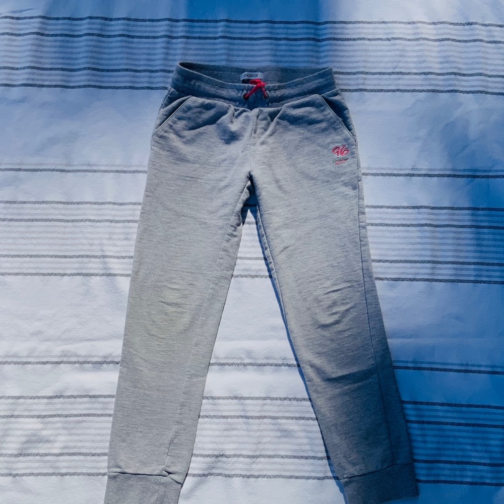 Super comfy girls grey joggers!!!
